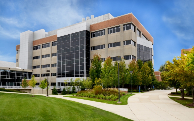 Midwestern University Support Services Building | Downers Grove, IL | Chanen Construction